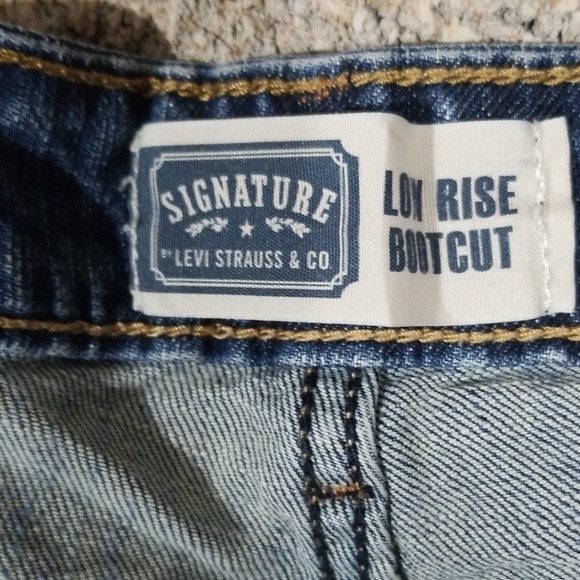 3/$20 Levi's Strauss Women's Jeans Pant Size 14 - Picture 4 of 6